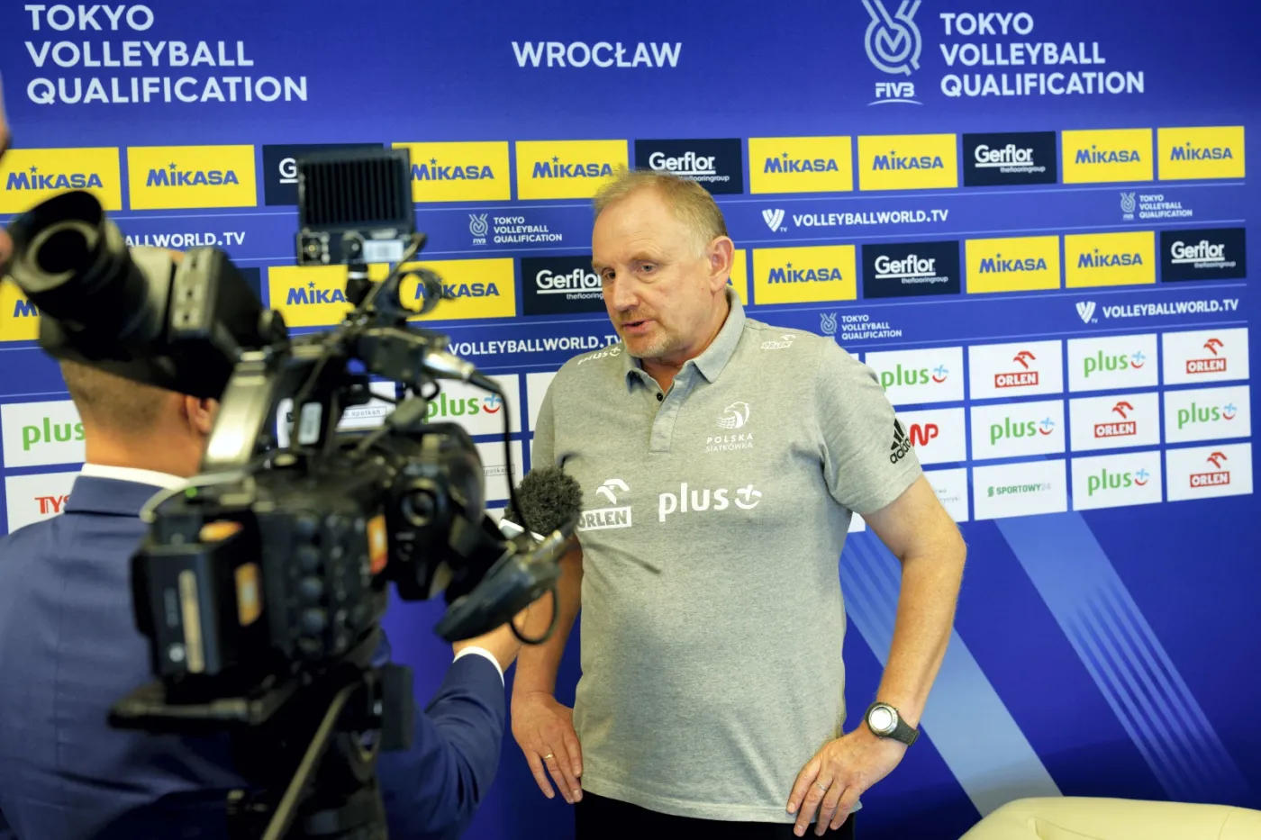 Trener siatkarskiej reprezentacji Polski kobiet Jacek Nawrocki