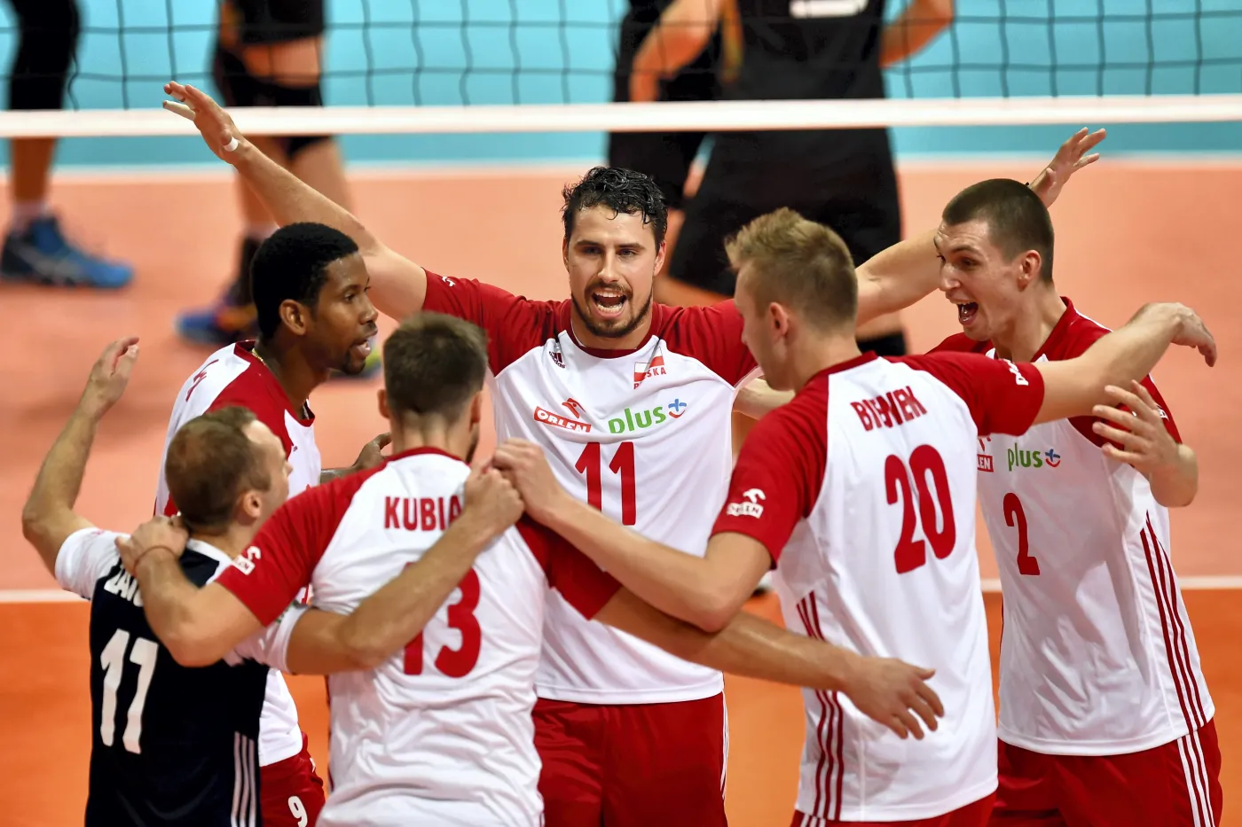 Radość polskich siatkarzy podczas meczu ćwierćfinałowego na mistrzostwach Europy z Niemcami, w hali "Omnisport" w Apeldoorn