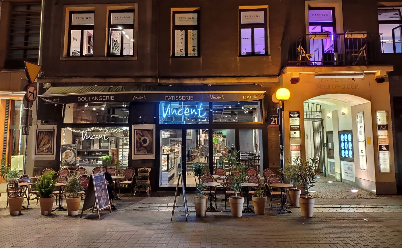 12393472-zdjecie-wykonane-xiaomi-mi-8-pro.jpg