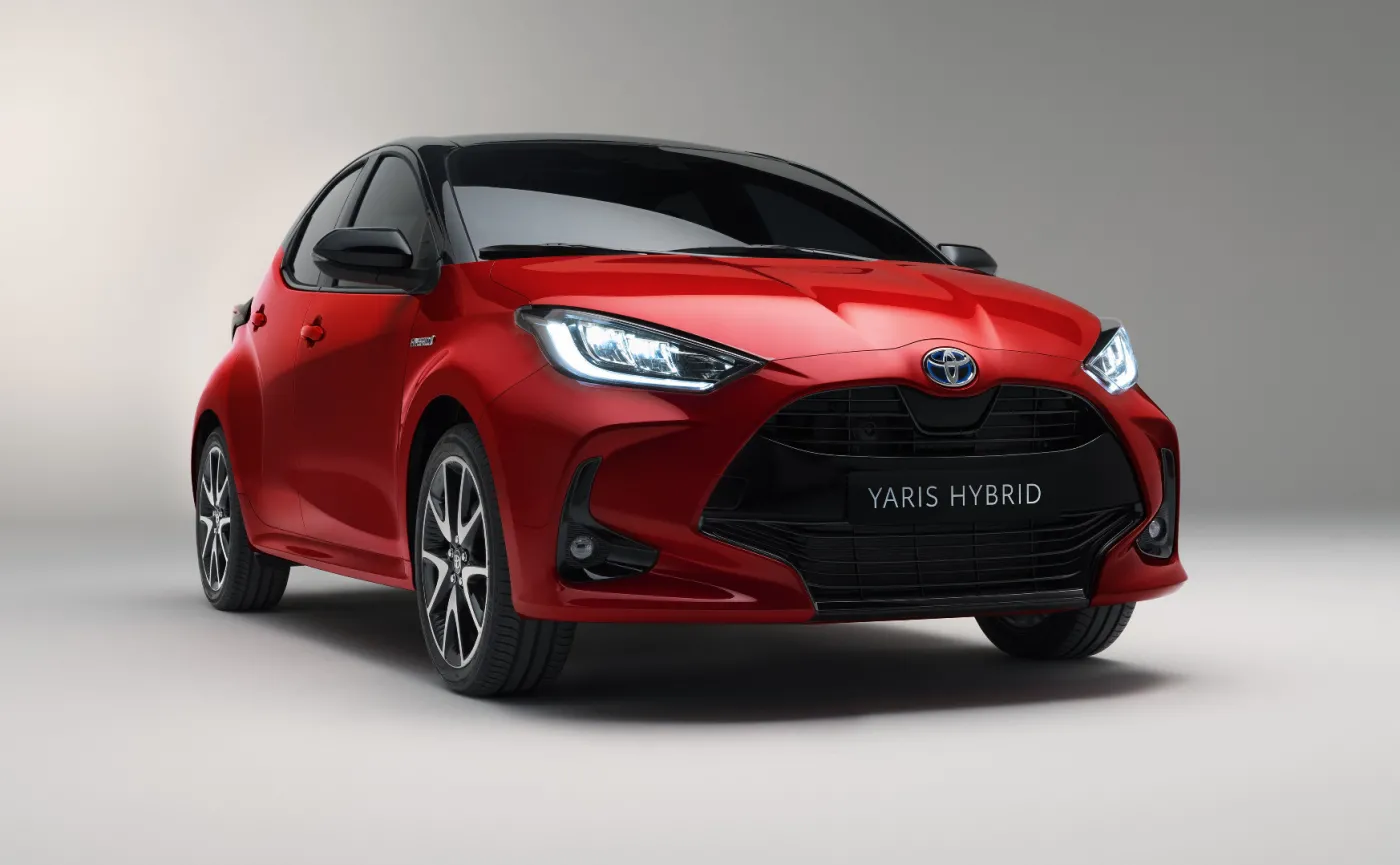 12680727-toyota-yaris-nowa-new-toyota-yaris.jpg