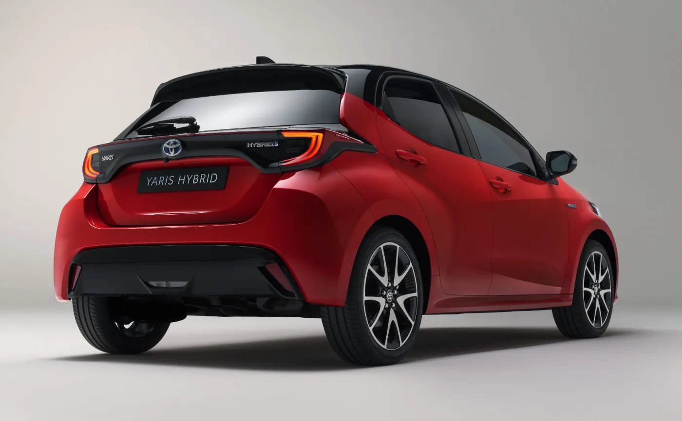 12680791-toyota-yaris-nowa-new-toyota-yaris.jpg