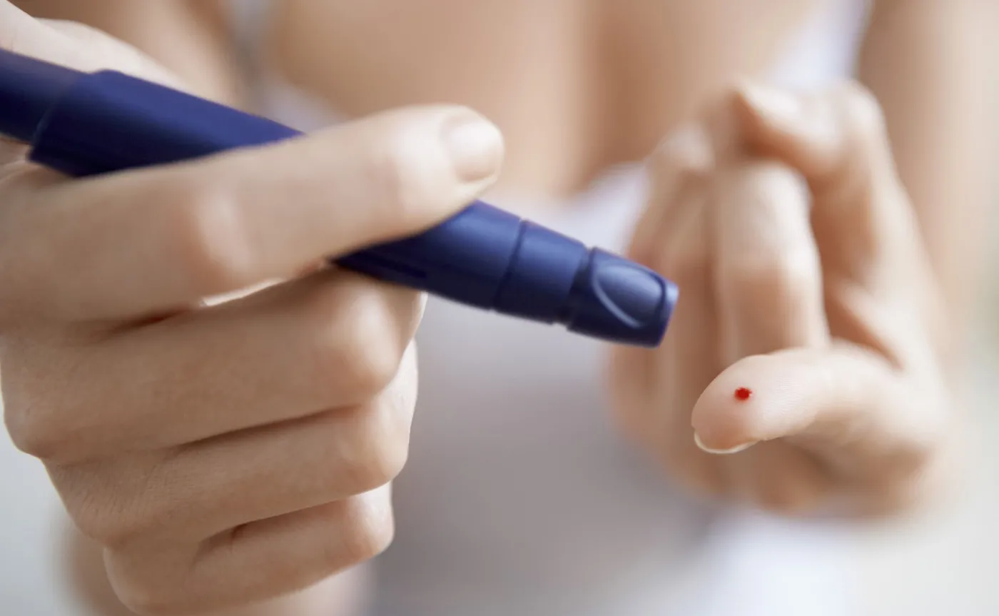 Dobrze kontrolowana cukrzyca nie zwiększa ryzyka COVID-19. Nowe badanie