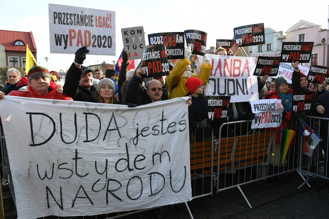 Prof. Ruszkowski: Wojna polsko-polska przeszła z elit do ludu [ROZMOWA]