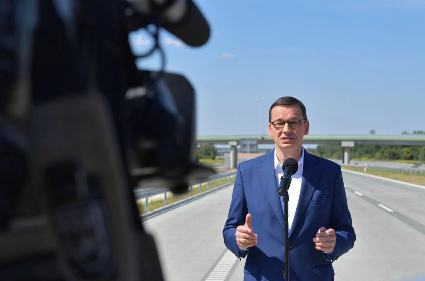 Morawiecki otwiera odcinek A2. "Polska się kurczy, a jednocześnie się rozwija"