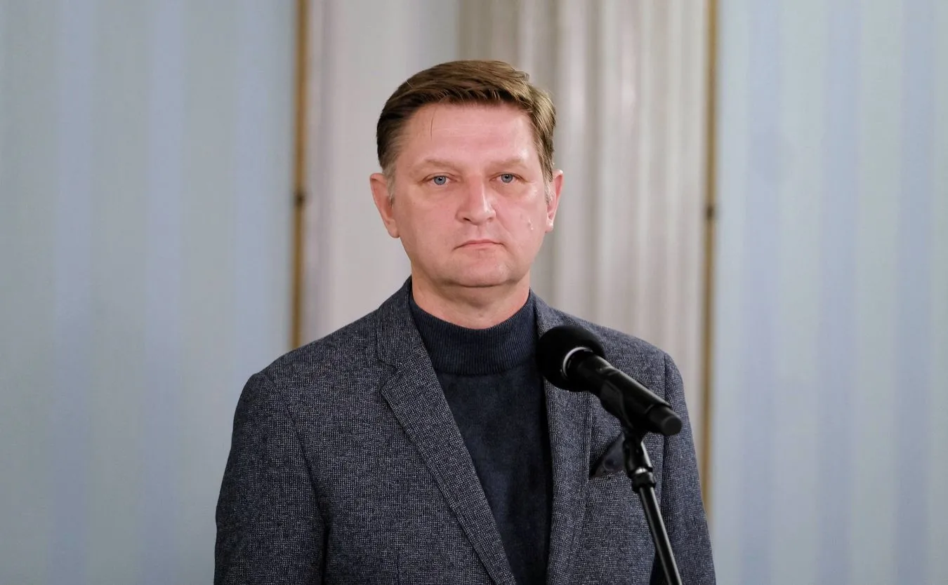 Rozenek o pośle Konfederacji: Jeżeli ma jaja, to niech zatrudni się w DPS-ie [WIDEO]