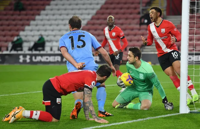 Wielki pech Łukasza Fabiańskiego. Gorzej 2021 roku nie mógł zacząć