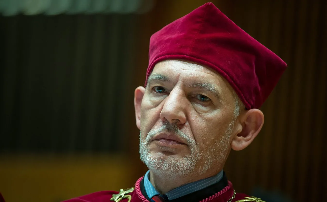 Afera ze szczepieniami w Toruniu. Rektor UMK odpowiada Czarnkowi