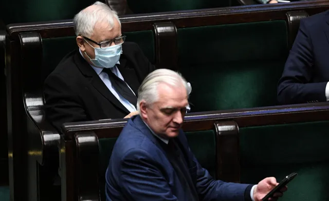 Źródła PAP: W piątek odbyło się spotkanie Kaczyńskiego z Gowinem