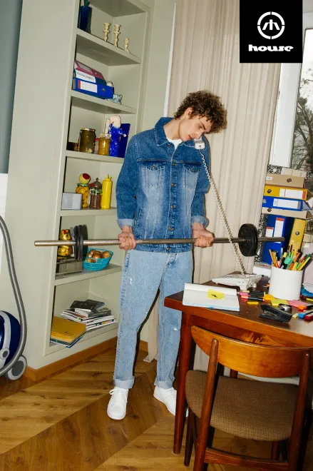 kampania-kolekcji-denim-days-house-37088994.jpg