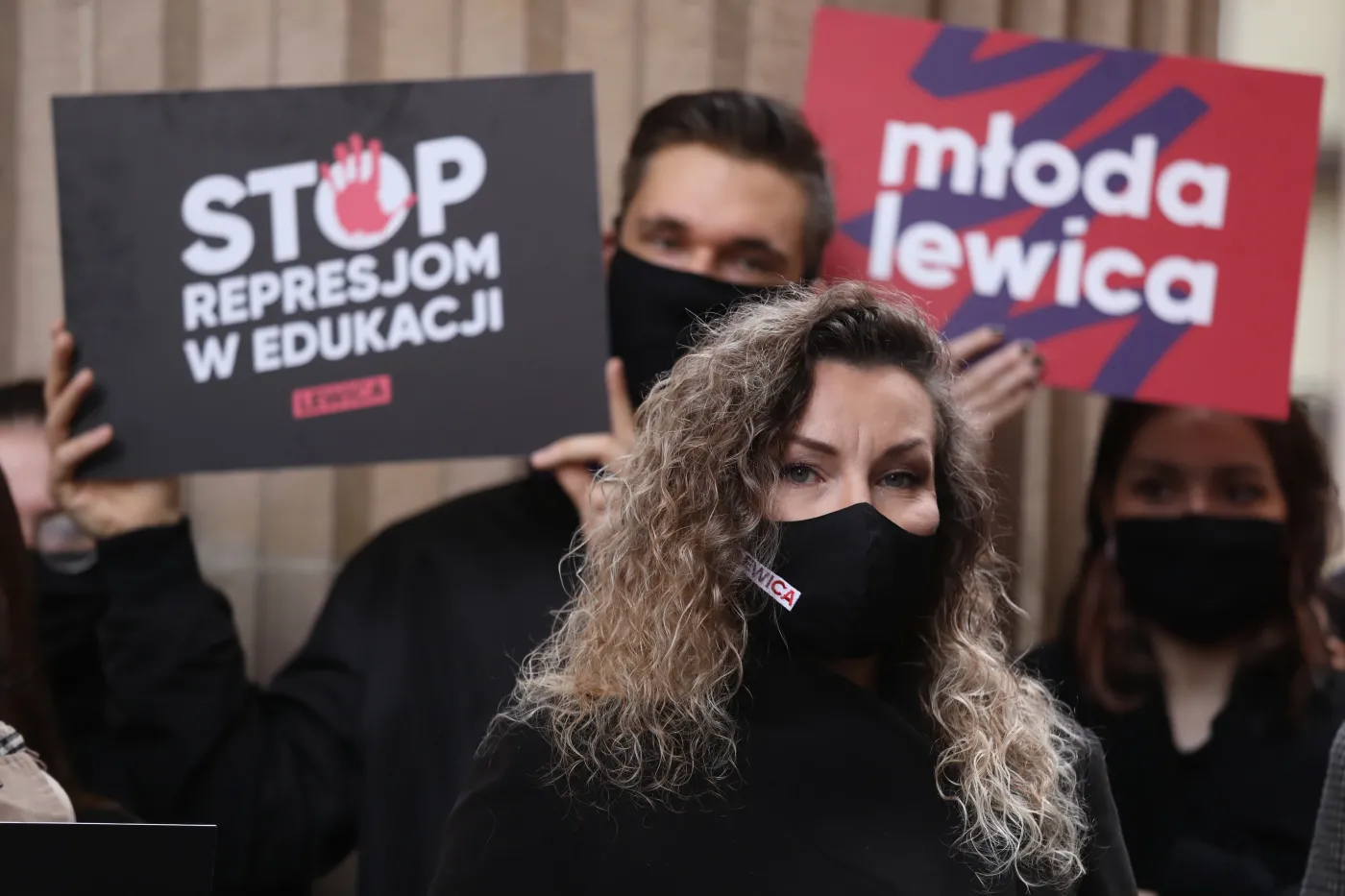 Pawłowska broni policji i atakuje PO. Szczerba: Judasz Iskariota