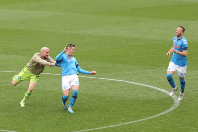 Piotr Zieliński cieszył się z gola, ale bramkę przypisano innemu piłkarzowi