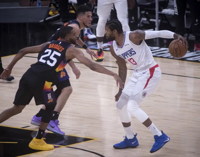 NBA: Suns górą w otwarciu finału na Zachodzie