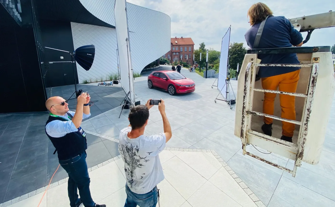 Izera gwiazdą w Jaworznie. Platforma do produkcji wybrana