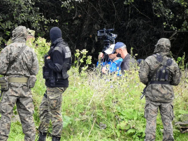Wojsko i policja ściągają wsparcie do Usnarza Górnego