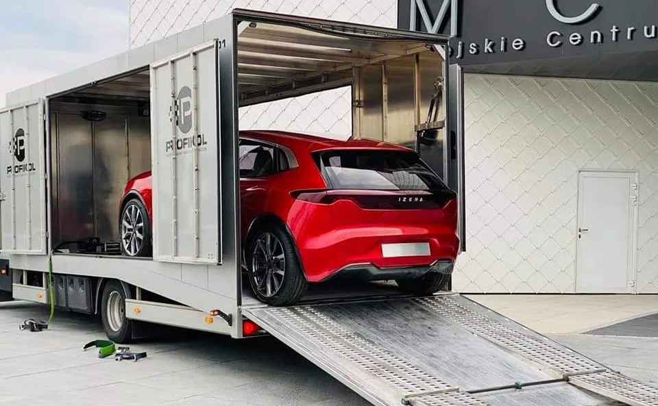 izera-polski-samochod-elektryczny-37232391.jpg