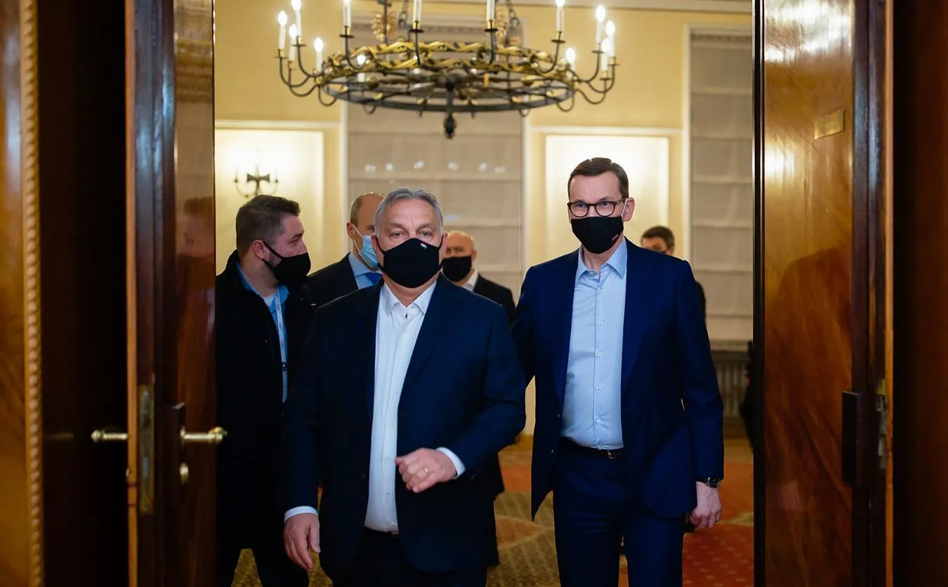 Orban w Warszawie. Spotkał się z Morawieckim