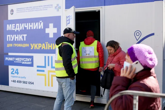 Apel naukowców: Kryzys humanitarny nie zakończył pandemii. Nie znośmy obostrzeń