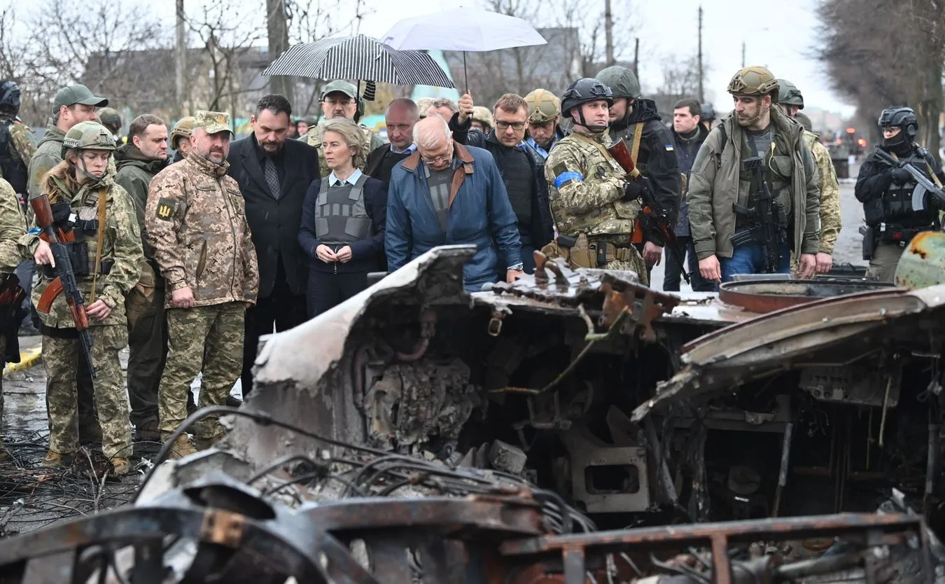 Von der Leyen w Buczy: Europa jest po waszej stronie