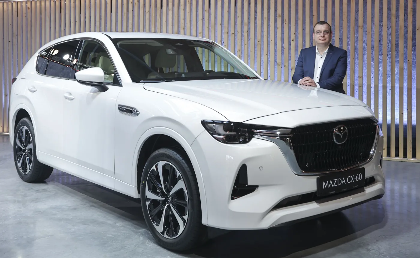 mazda-cx60-i-wojciech-halarewicz-37457410.jpg