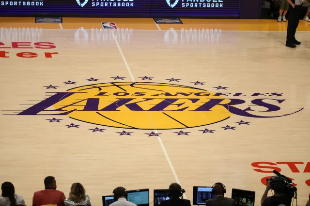 Darvin Ham nowym trenerem koszykarzy Los Angeles Lakers