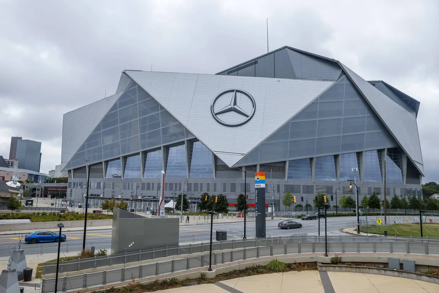 Wybrano miasta-gospodarze MŚ 2026. 60 z 80 meczów odbędzie się w USA