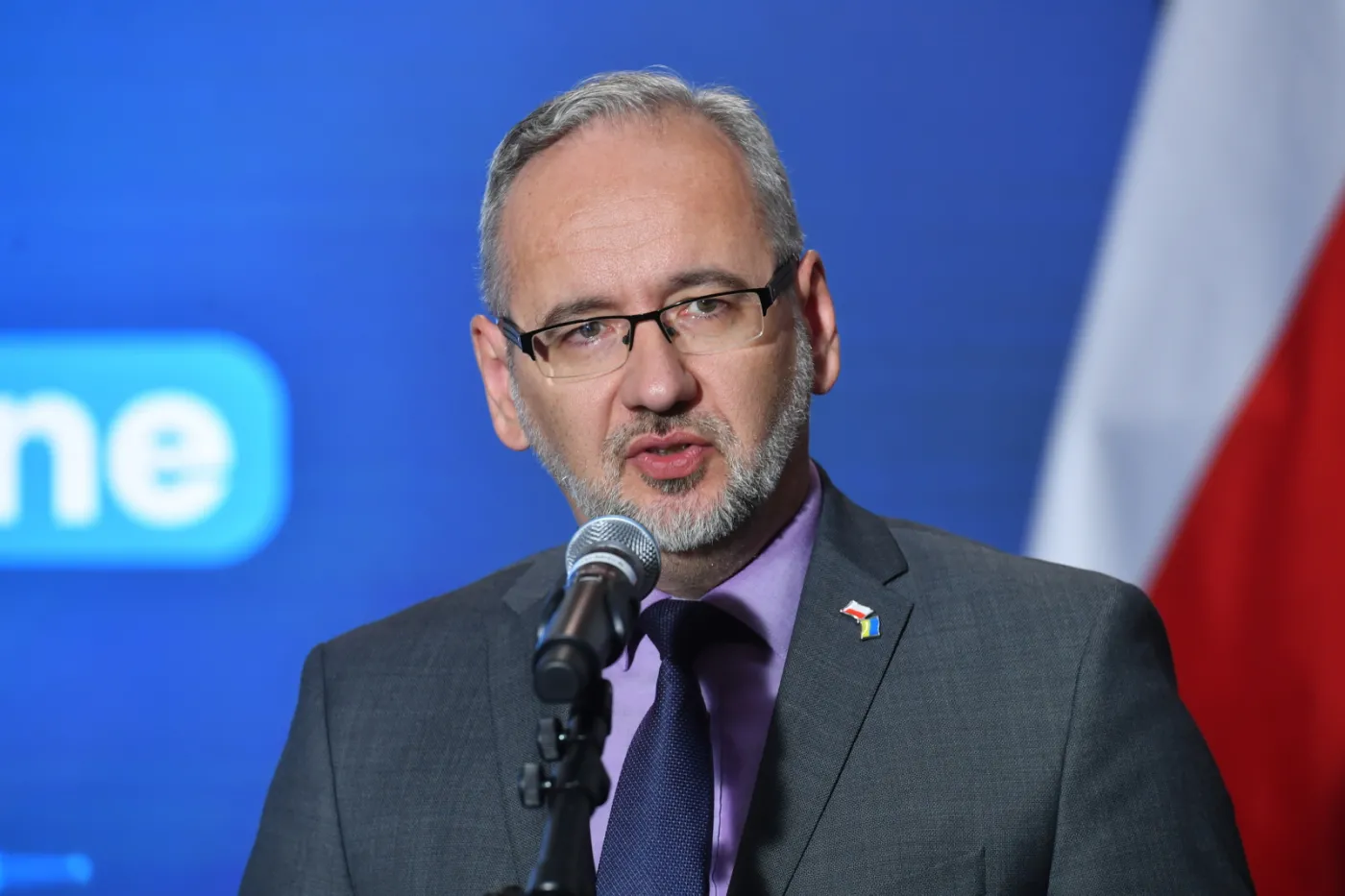 Koronawirus się rozpędza. Ile zakażeń dziennie? Niedzielski podał ponurą prognozę