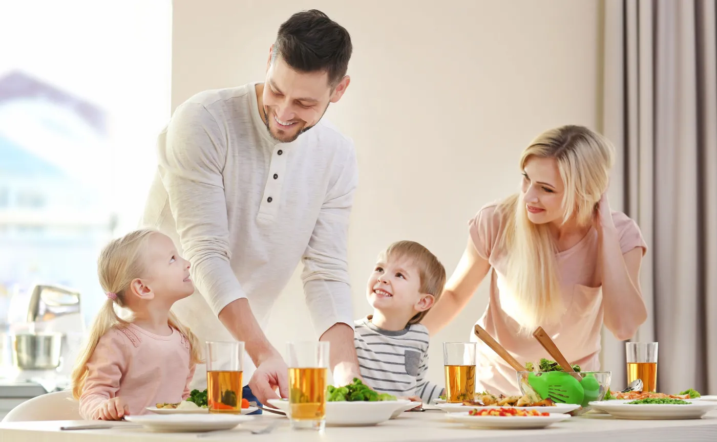 Jedzenie śniadania w domu chroni dziecko przed lękami i wahaniami nastroju