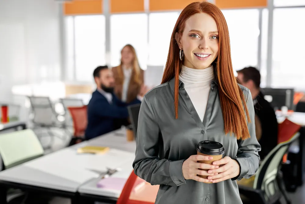 Psyche lubi naśladować. Są dowody na to, że "zarażamy się" od innych emocjami, wyglądem i nawykami...