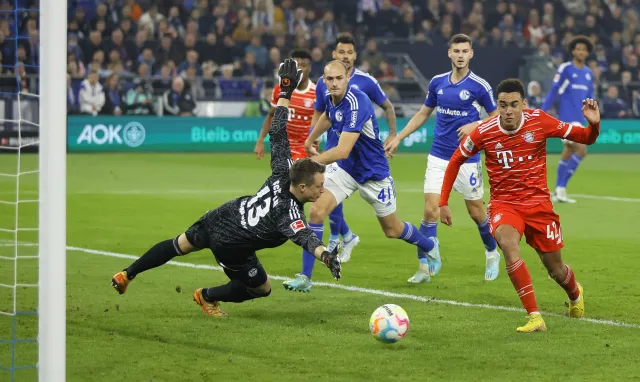 Bayern wygrał szósty raz z rzędu. Gumny i Gikiewicz musieli przełknąć gorycz porażki