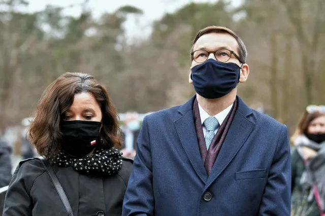 Joński i Szczerba: Morawiecki kupił działkę wyłudzoną od Skarbu Państwa przez parafię