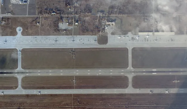 Ukraińskie drony uderzyły w rosyjskie lotnisko. Trzy Tu-95 "zniszczone bądź uszkodzone"