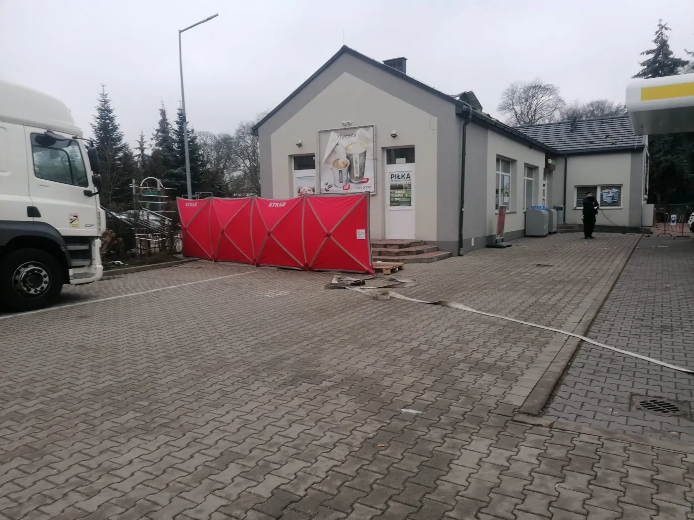 wybuch-na-stacji-paliw-w-zgorzelcu-37690661.jpg