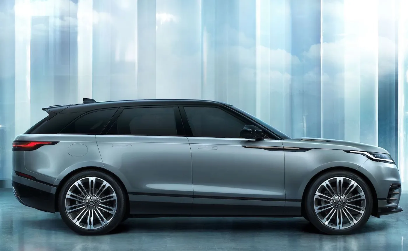 range-rover-velar-po-face-liftingu-37705520.jpg