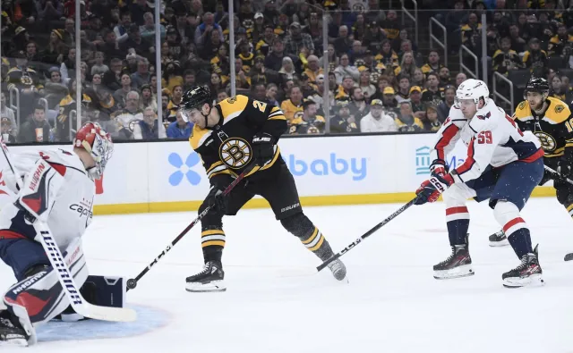 Bruins pobili kolejny rekord ligi NHL, awans Jets i Panthers