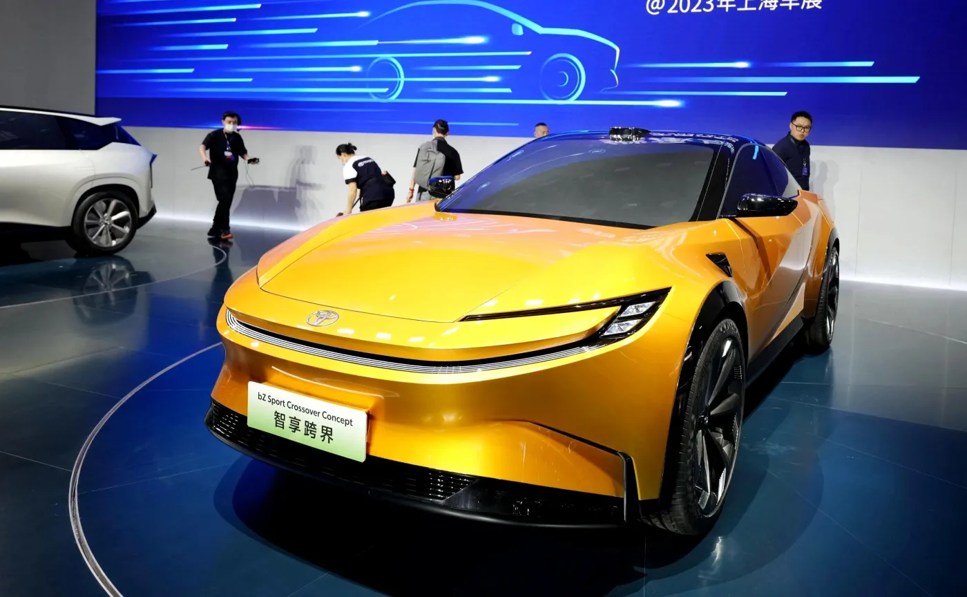toyota-bz-sport-crossover-concept-37780089.jpg