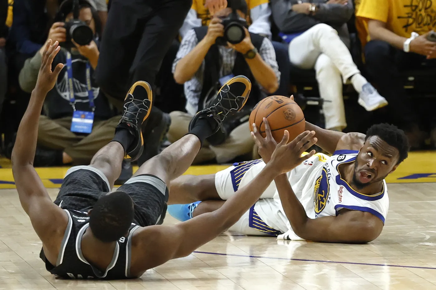 Warriors wyrównali stan rywalizacji z Kings. Nuggets nie wykorzystali szansy