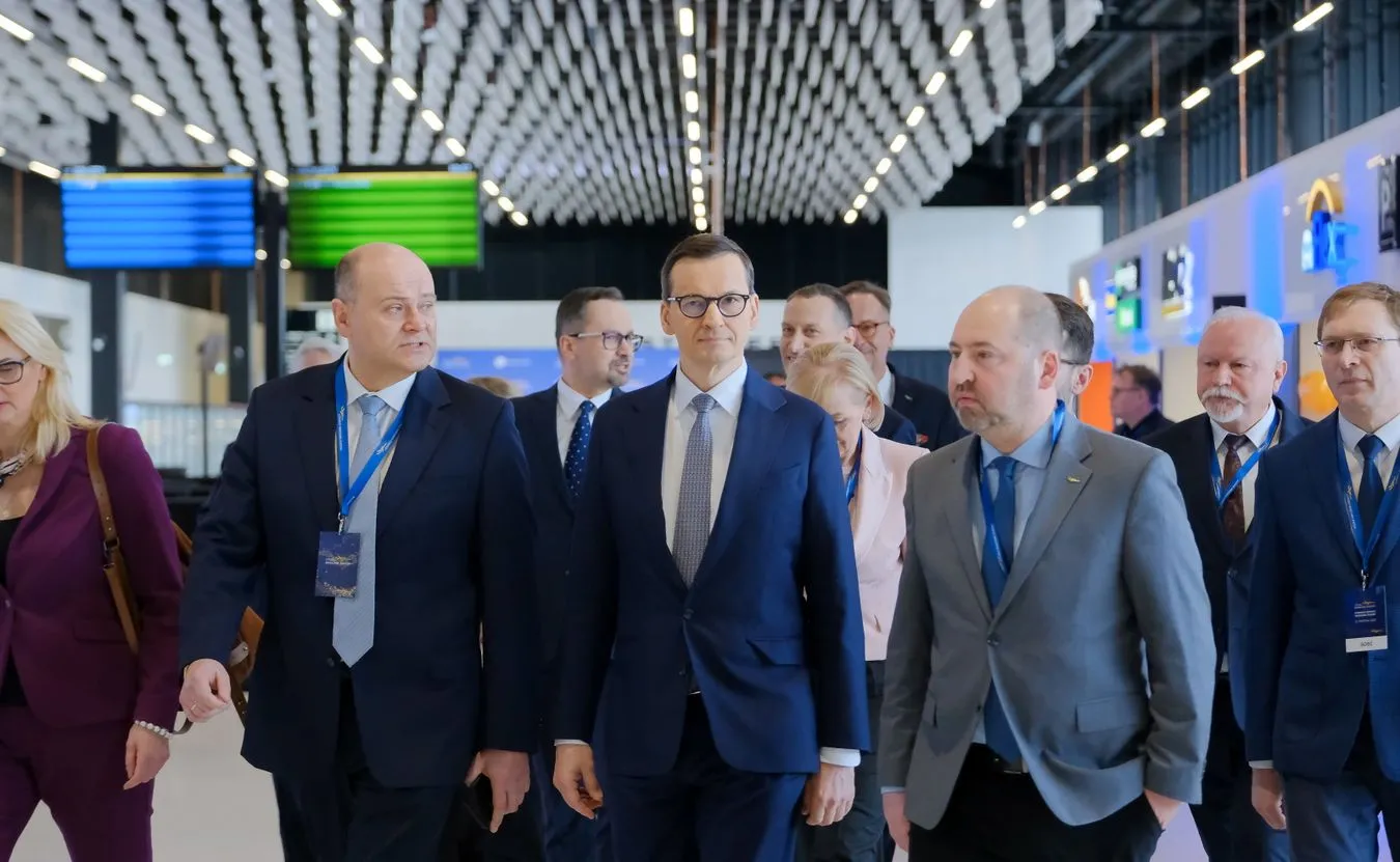 Oficjalne otwarcie nowego portu lotniczego. Morawiecki: Zdejmujemy klątwę z Radomia