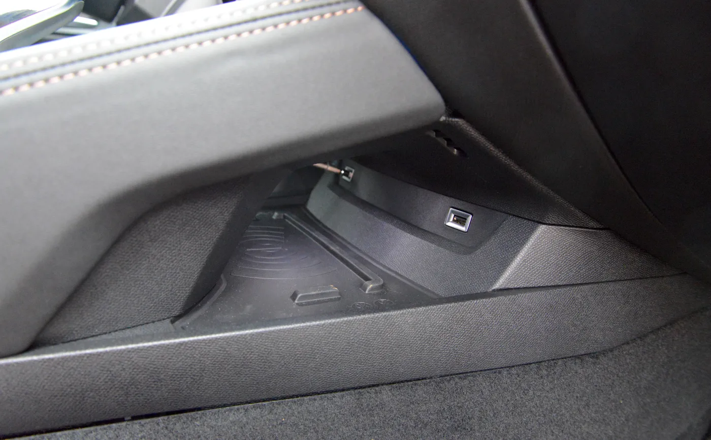 peugeot-508-sw-15-bluehdi-gt-pack-37801856.jpg