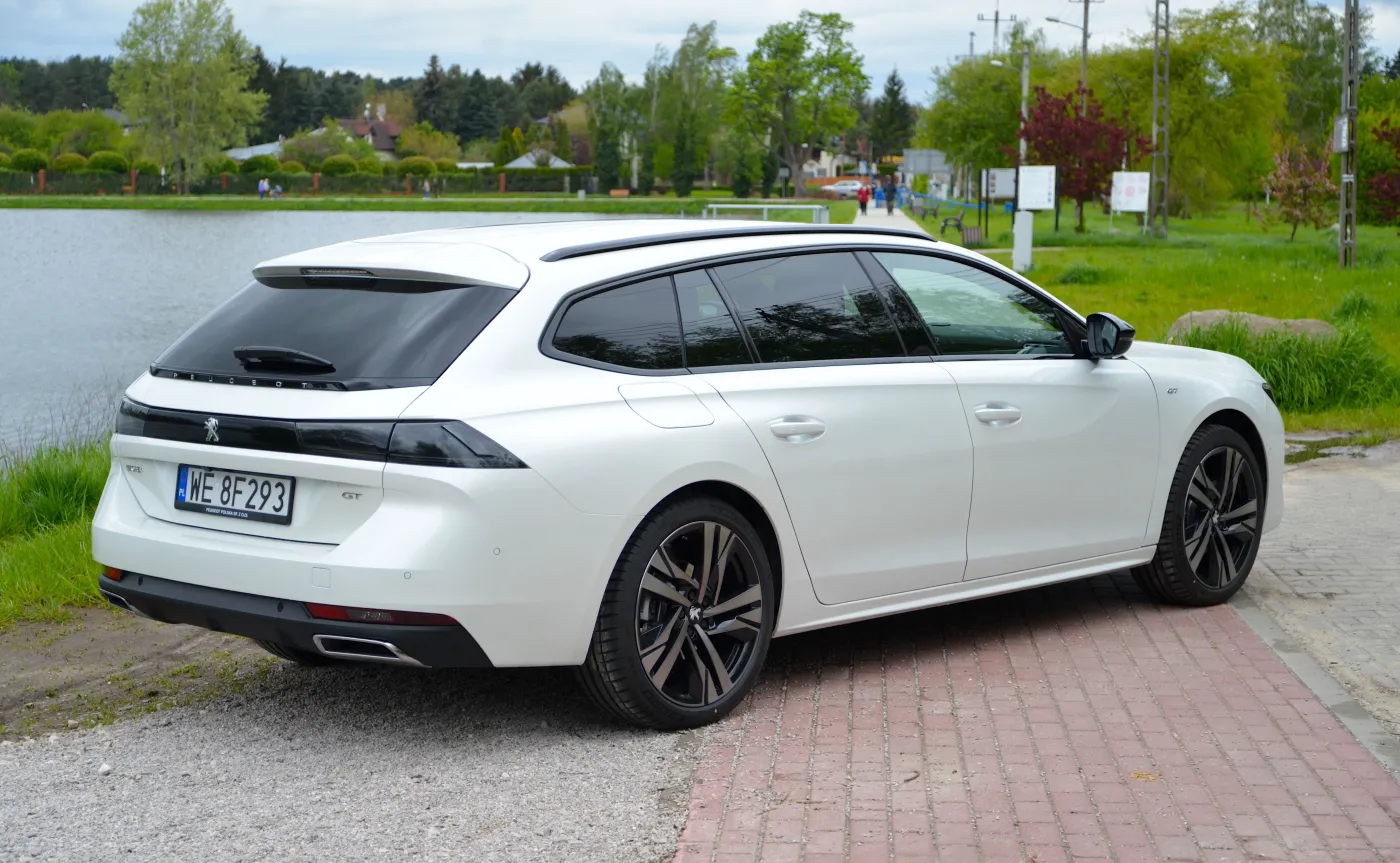 peugeot-508-sw-15-bluehdi-gt-pack-37801887.jpg