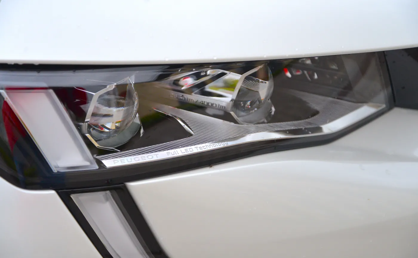 peugeot-508-sw-15-bluehdi-gt-pack-37801895.jpg