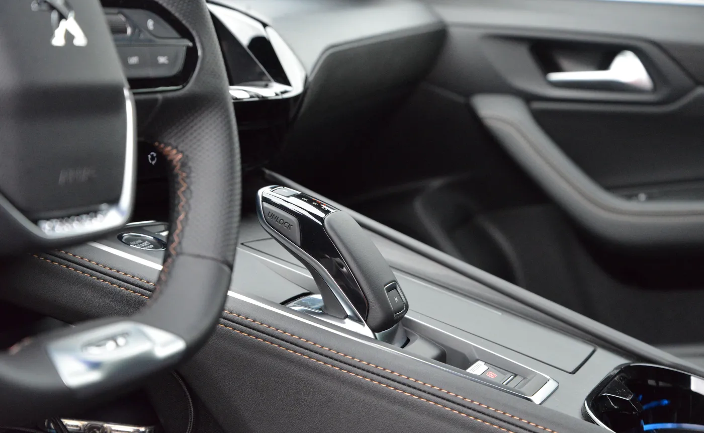 peugeot-508-sw-15-bluehdi-gt-pack-37801813.jpg