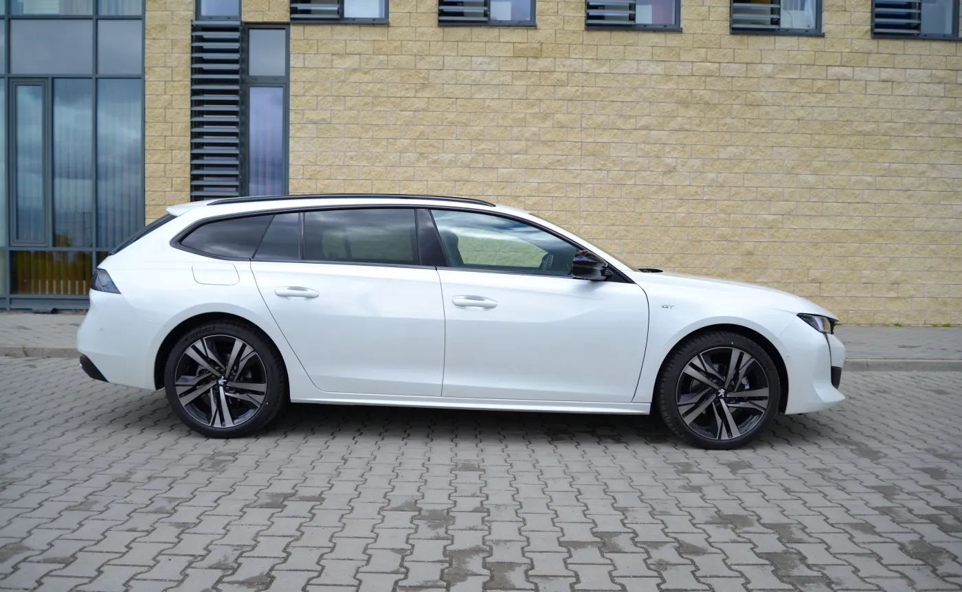 peugeot-508-sw-15-bluehdi-gt-pack-37801917.jpg