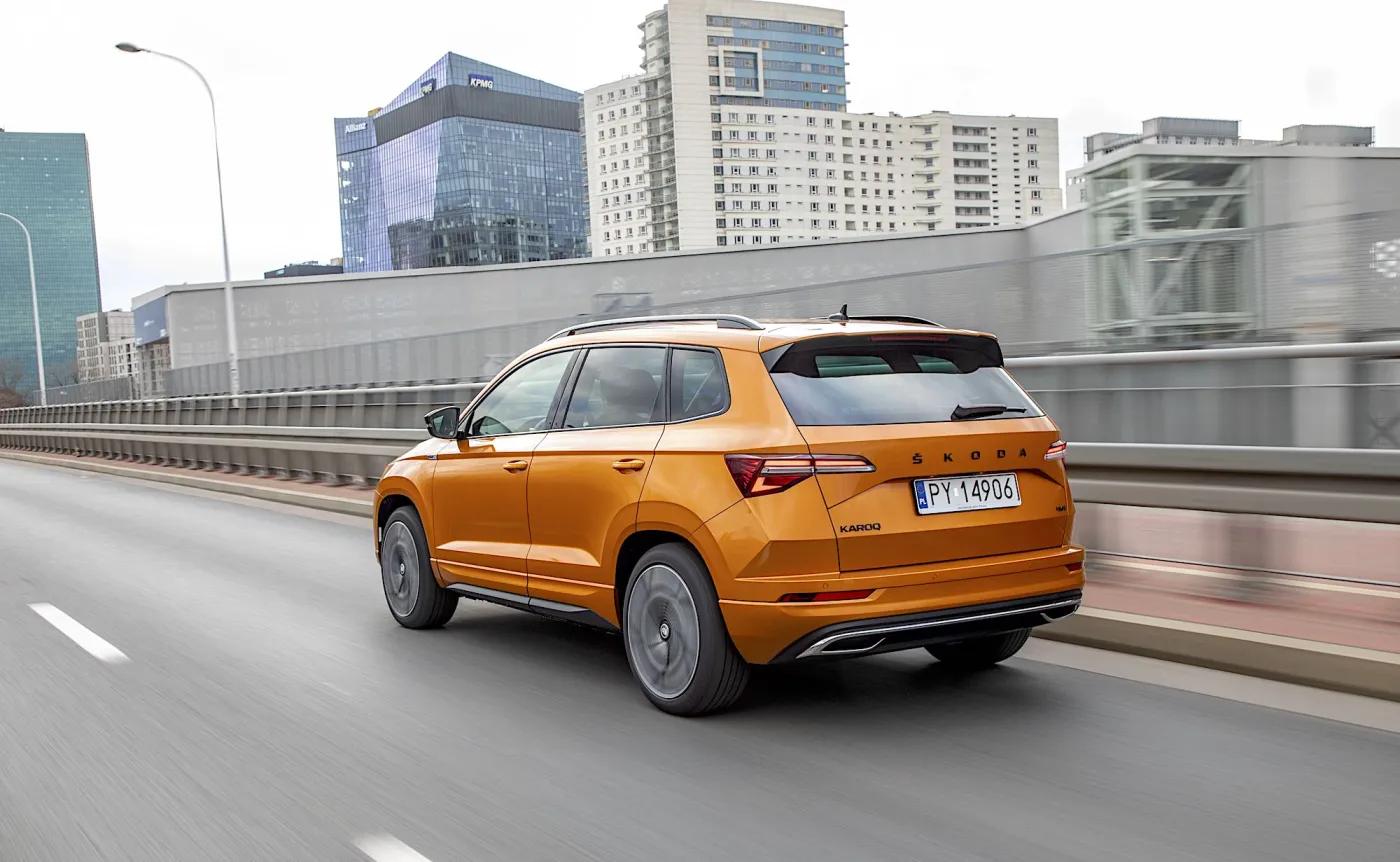 skoda-karoq-20-tsi-4x4-sportline-37816399.jpg