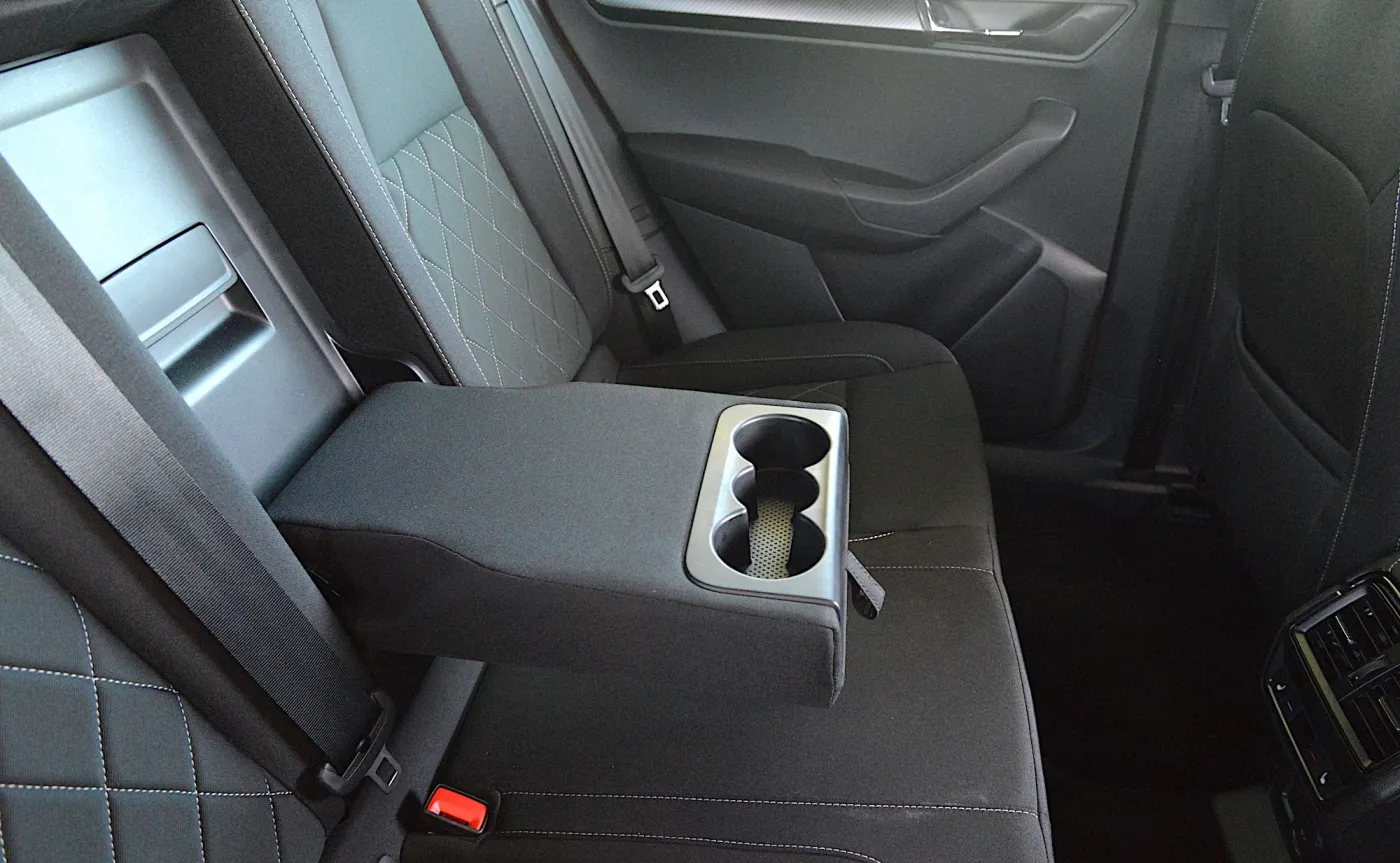 skoda-karoq-20-tsi-4x4-sportline-37816520.jpg