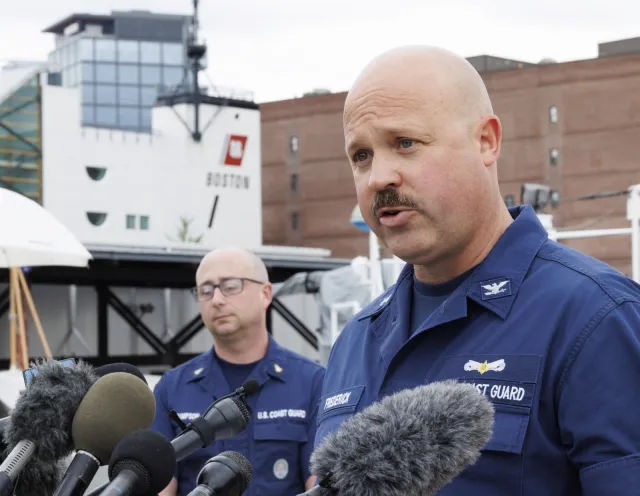 Poszukiwania Titana. Tajemnicze odgłosy "mogą być regularnym uderzaniem kawałkiem metalu"