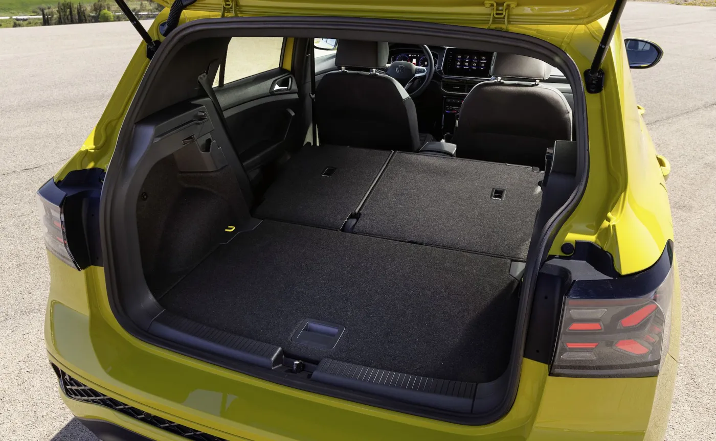 volkswagen-tcross-po-face-liftingu-37852909.jpg