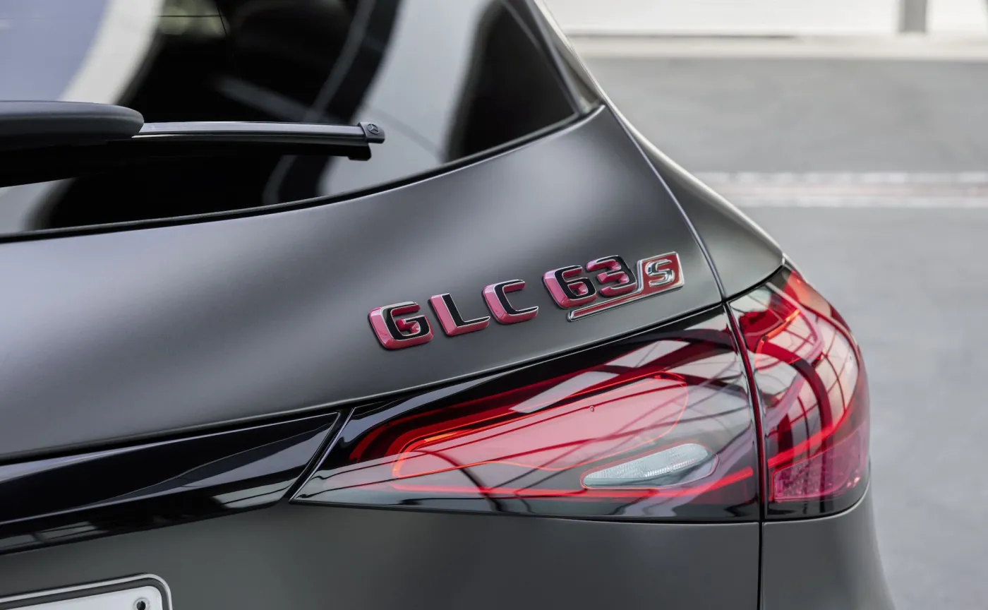mercedesamg-glc-63-s-e-performance-37864521.jpg