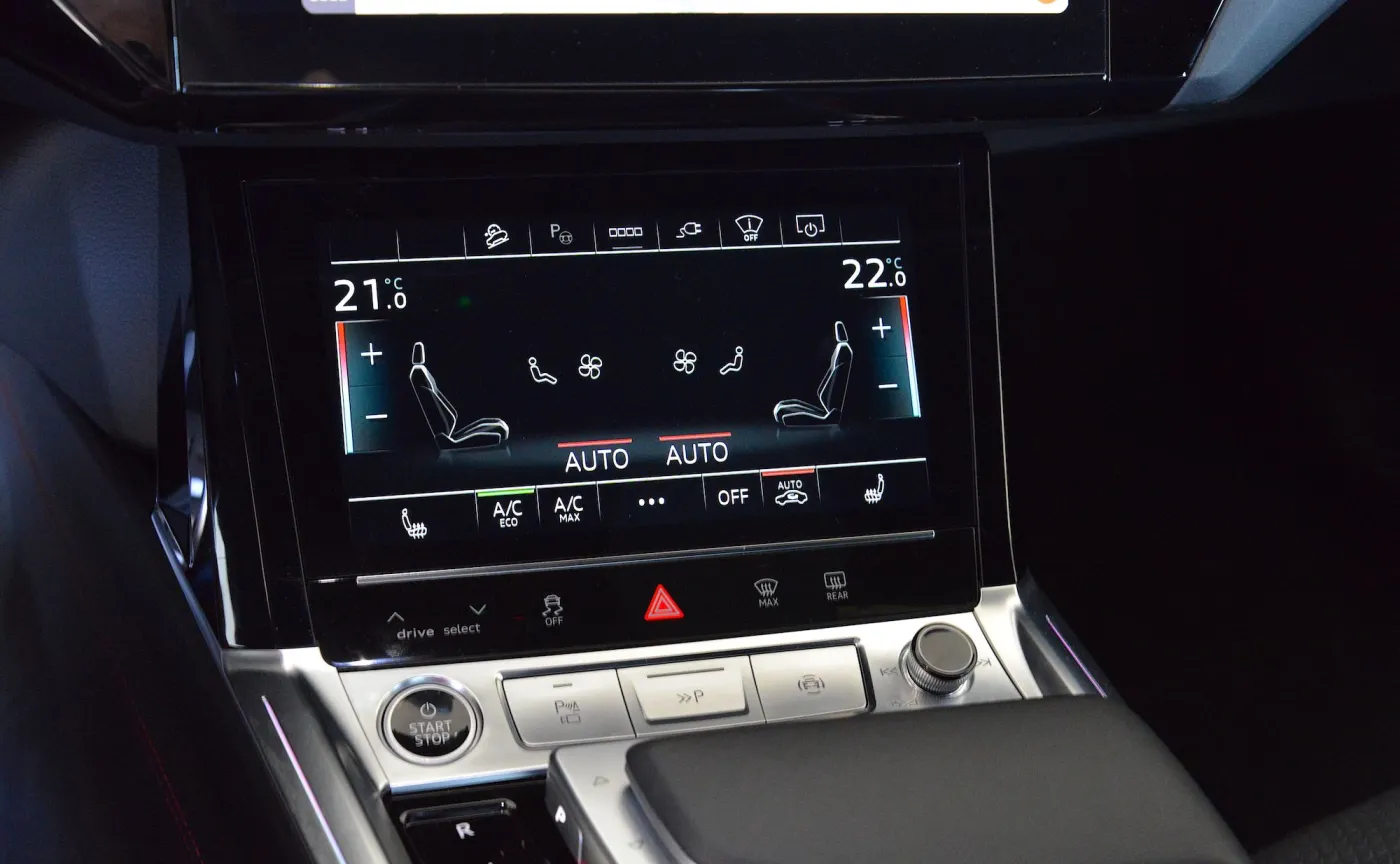 audi-q8-sportback-etron-55-quattro-37875070.jpg