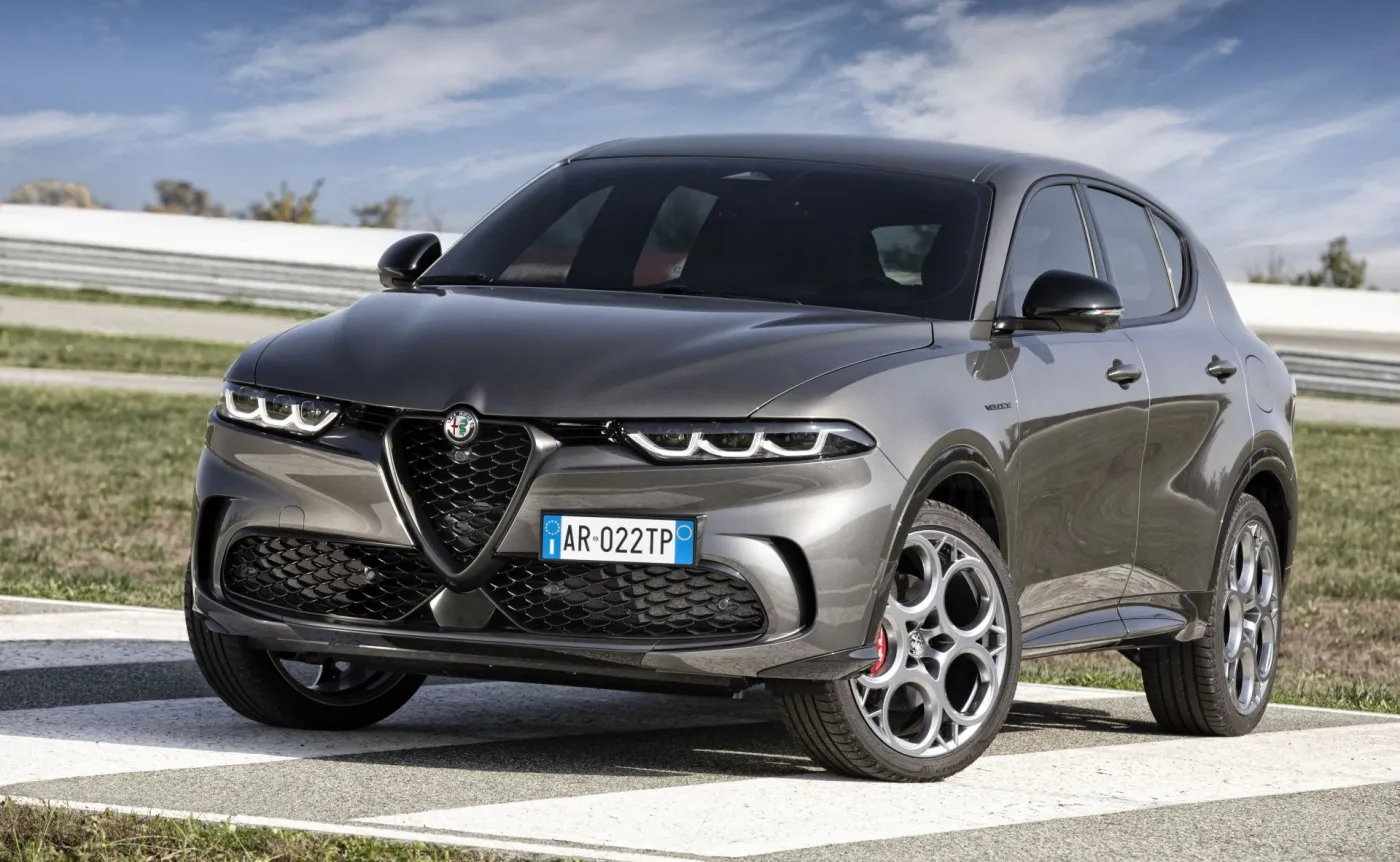 alfa-romeo-tonale-plugin-hybrid-q4-37795316.jpg