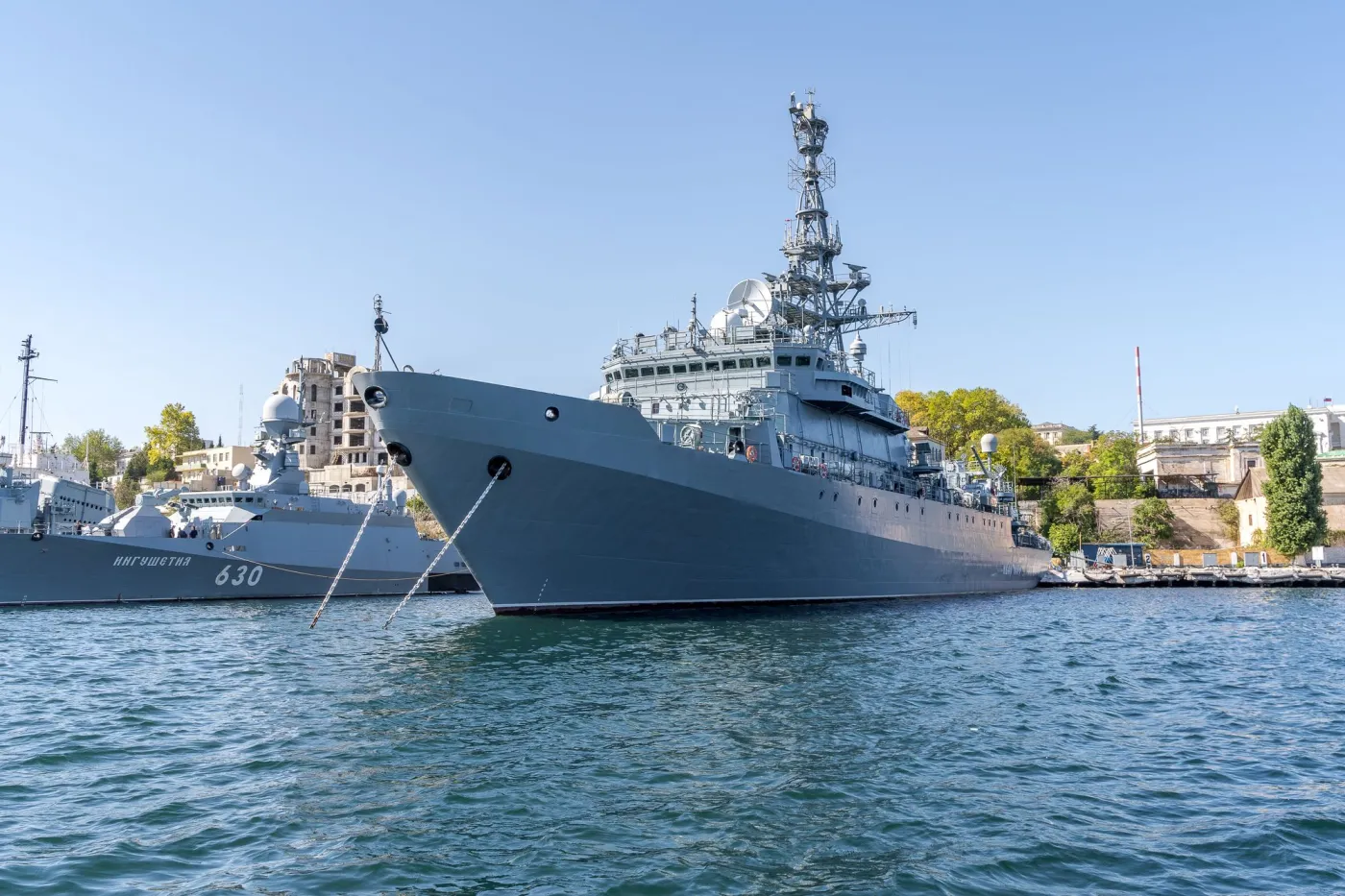 Symboliczna porażka Putina. Rosja wycofała okręty Floty Czarnomorskiej z Sewastopola